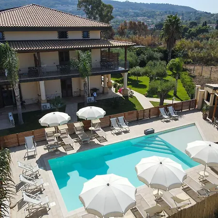 Villa D'Aquino-3